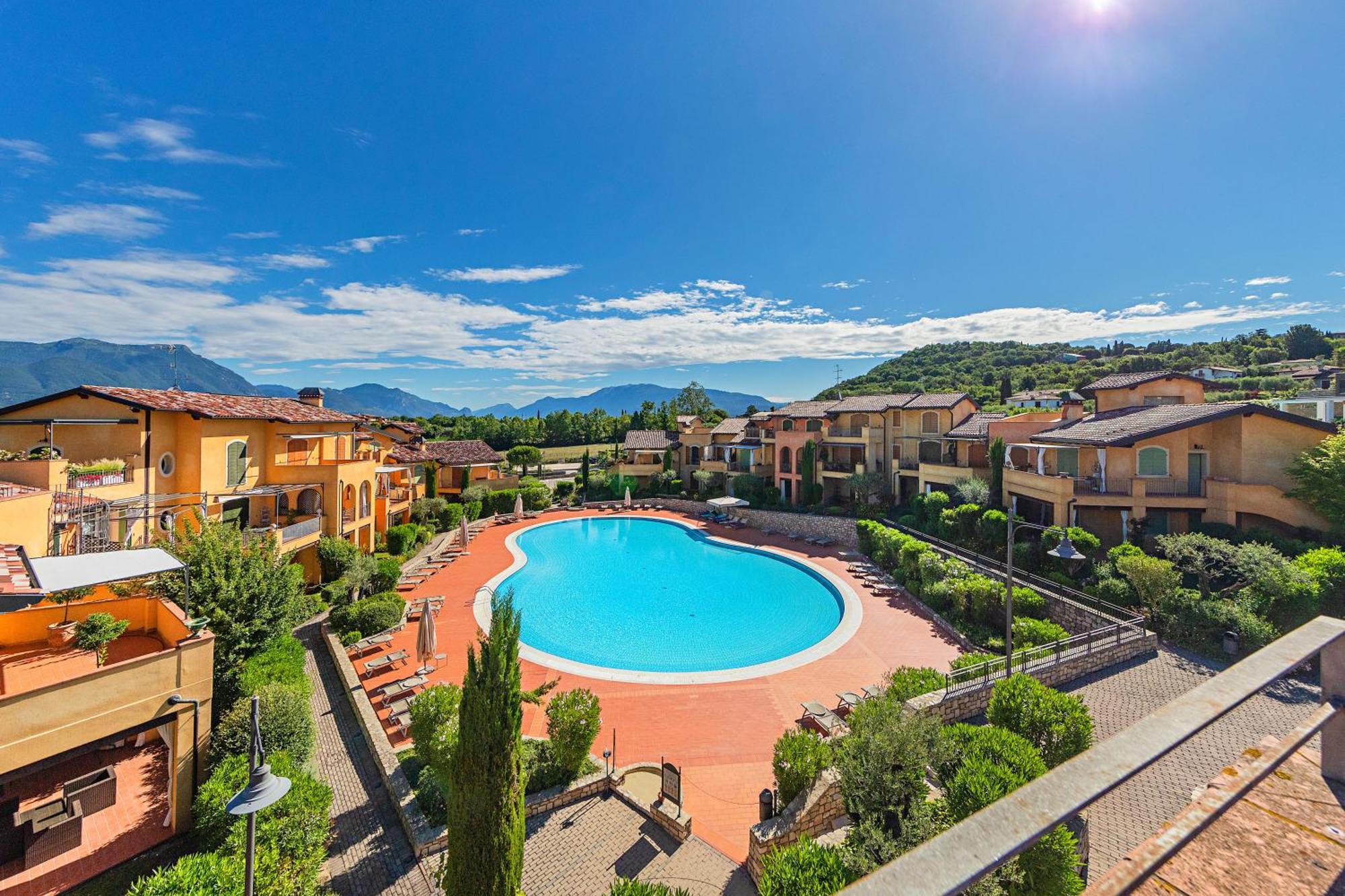 Borgo Del Torchio Apartments By Wonderful Italy Manerba del Garda Exterior foto