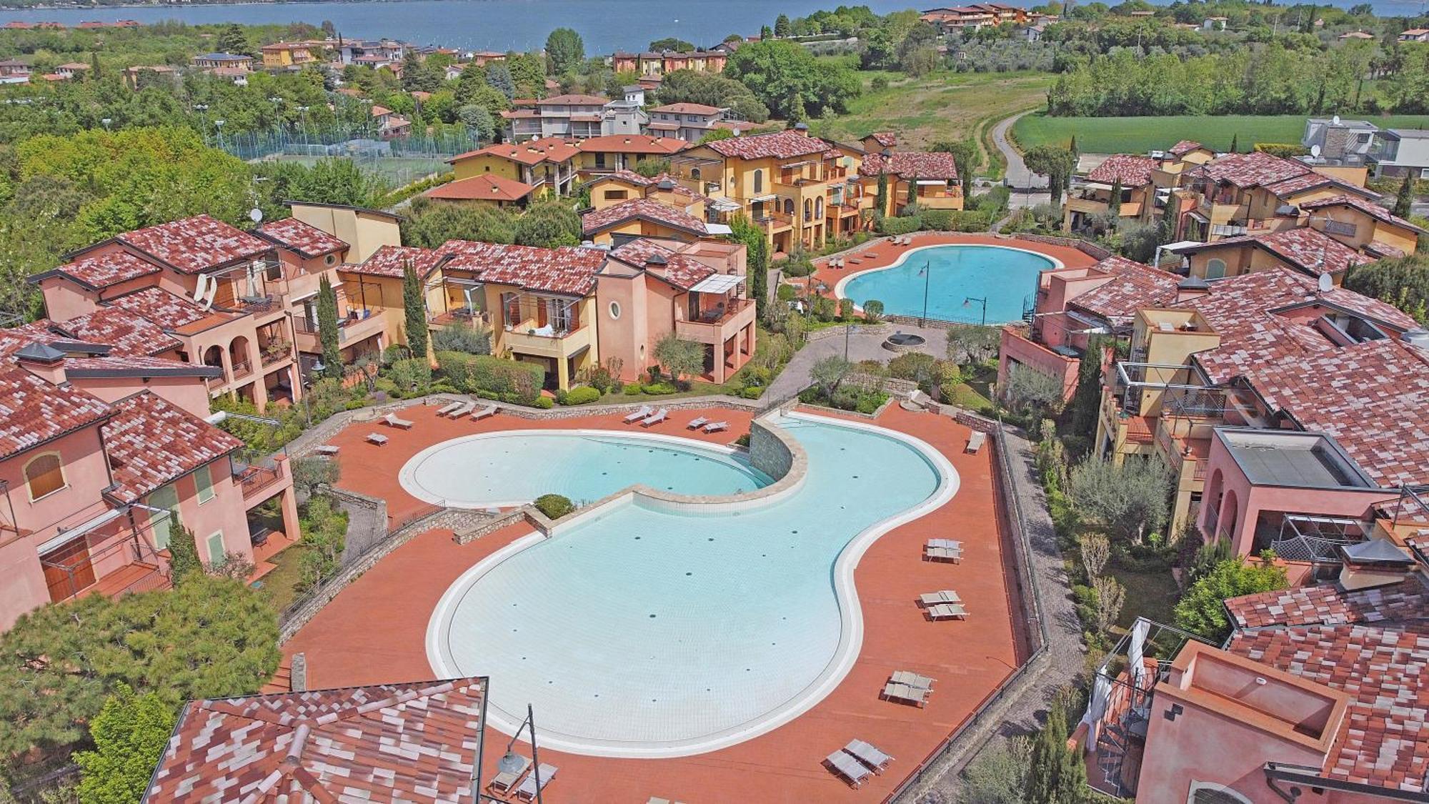 Borgo Del Torchio Apartments By Wonderful Italy Manerba del Garda Exterior foto